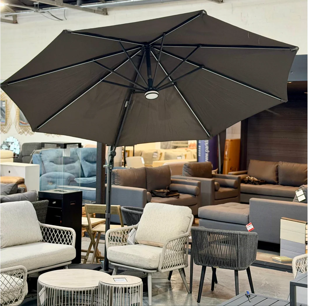 LED Premium Cantilever Parasol - Image 5
